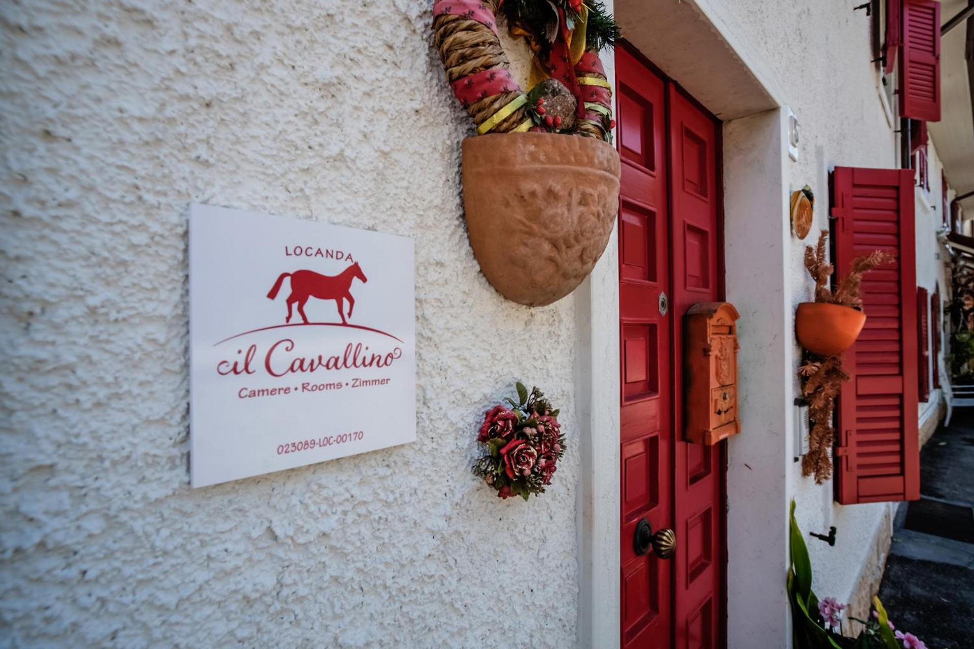 Locanda Il Cavallino Valeggio sul Mincio Exterior photo